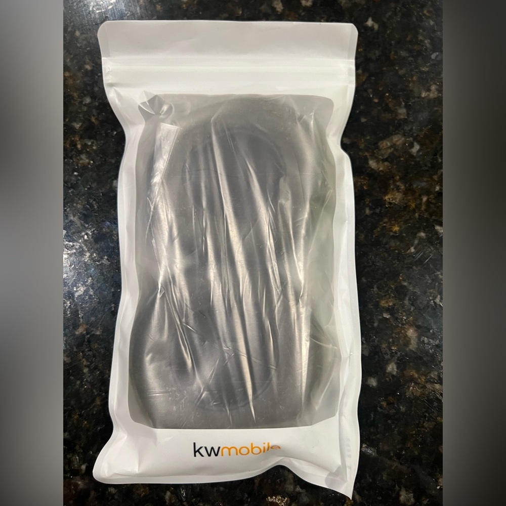 KW Mobile 2 Piece Black Ear Pads for Beats Pro